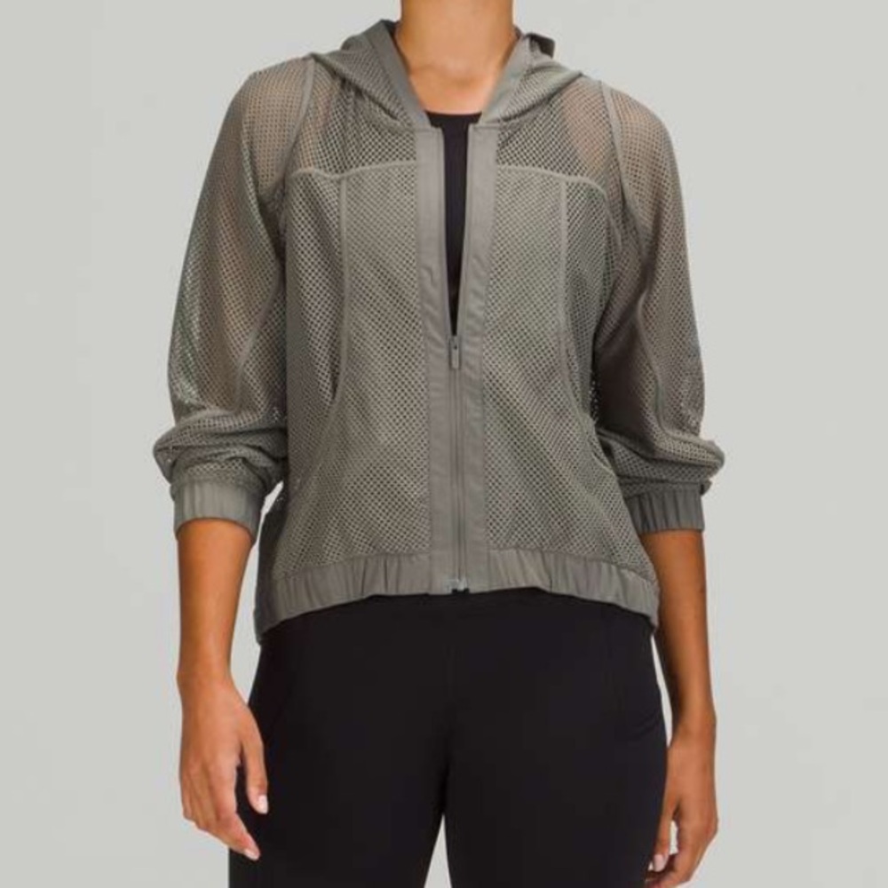Lululemon Relaxed Fit Mesh Jacket Grey Sage